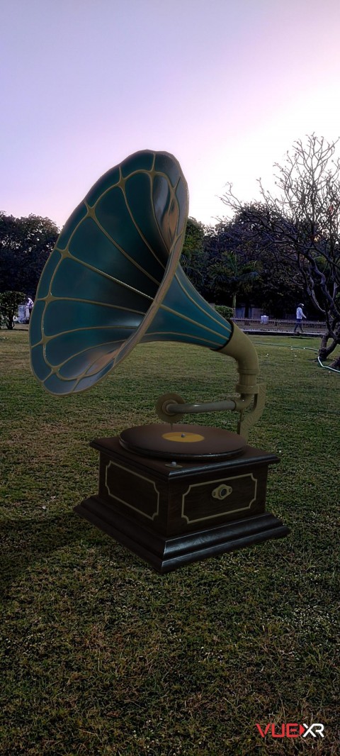 Gramophone moment